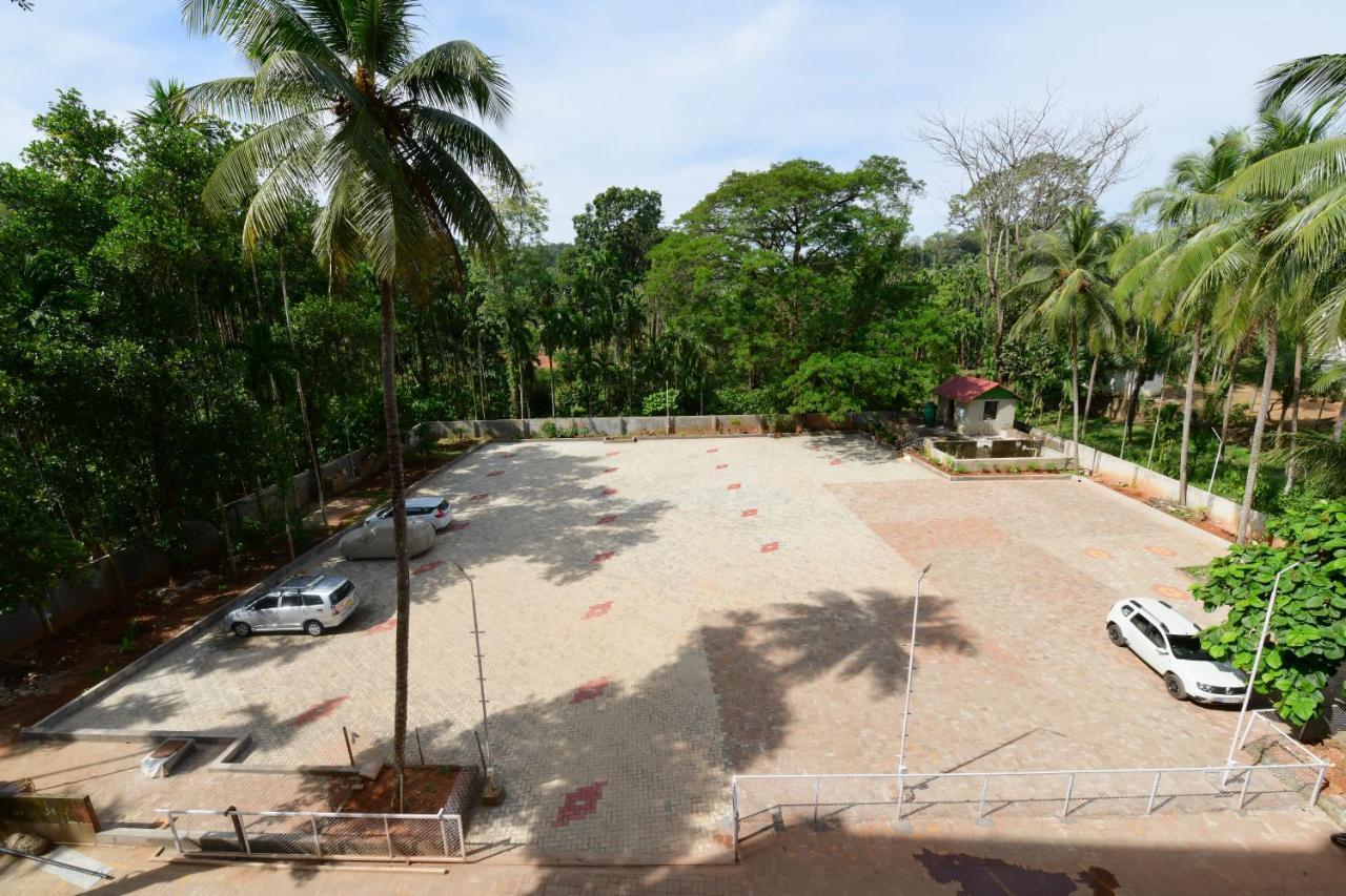 Hotel Rns One Subrahmanya Exterior foto